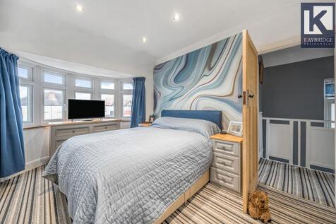 Willow Way, Epsom