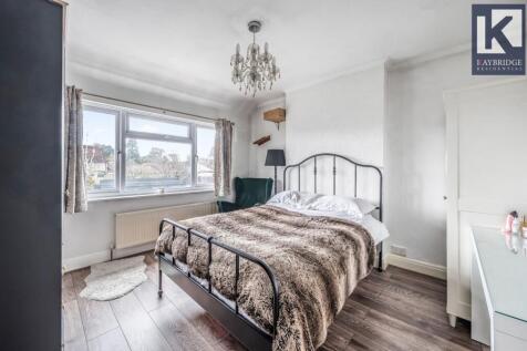 Willow Way, Epsom