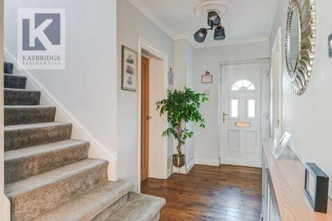The Hawthorns, Epsom - KT17 2QA