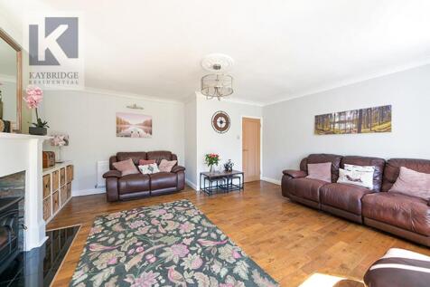 The Hawthorns, Epsom - KT17 2QA
