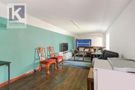 The Hawthorns, Epsom - KT17 2QA