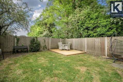 Ardrossan Gardens, KT4 7AZ