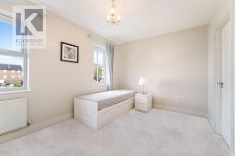 Beaumont Drive KT4 8FE