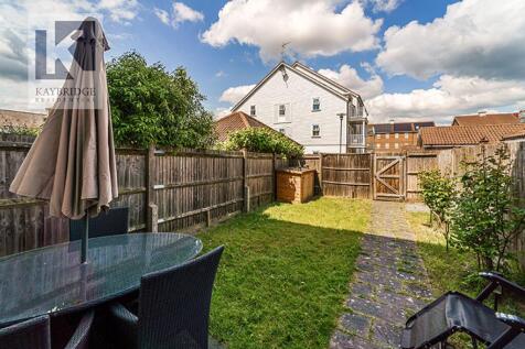 Beaumont Drive KT4 8FE
