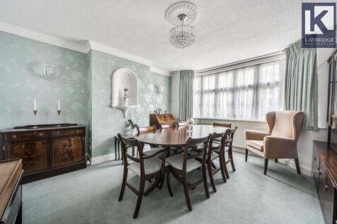 Seaforth Gardens, Epsom - KT19 0LP