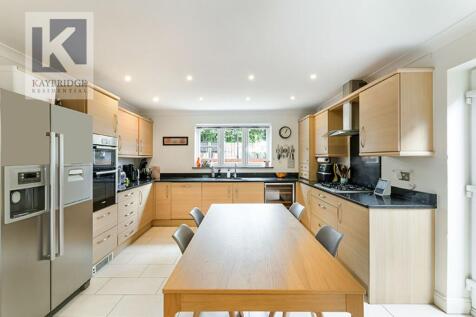 Bankside, Epsom - KT17 3AR
