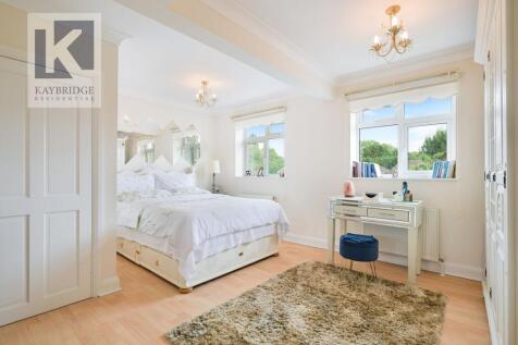 Ruxley Lane, Epsom - KT19 0HY