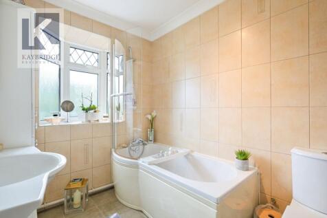 Ruxley Lane, Epsom - KT19 0HY