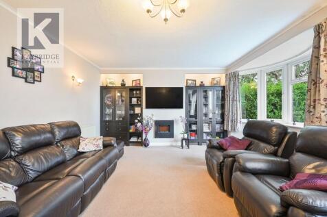 Kingston Road, Epsom