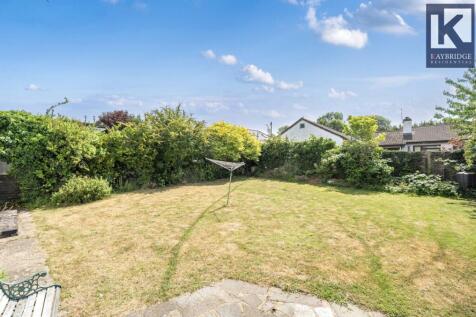 Mavis Avenue, Epsom