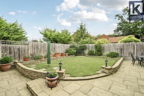 Northcliffe Close, Worcester Park