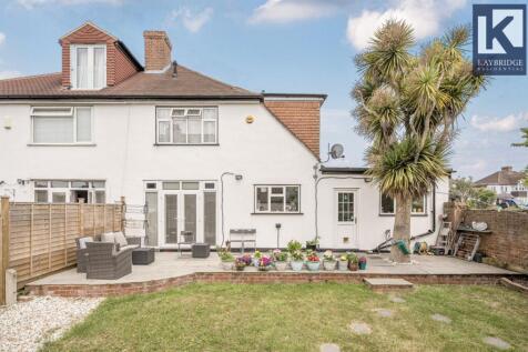 Seaforth Gardens, Epsom - KT19 0LP
