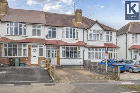 Worcester Park - KT4 8XZ