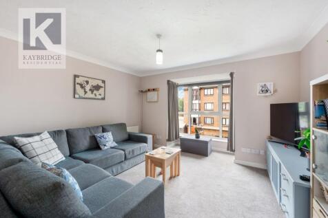 Farriers Road, Epsom - KT17 1LP