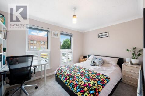 Farriers Road, Epsom - KT17 1LP