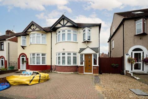 Warner Avenue, Cheam - SM3 9RH
