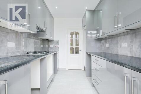Warner Avenue, Cheam - SM3 9RH