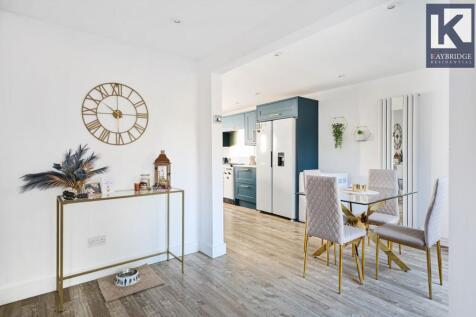 Poplar Crescent, Epsom - KT19 9ER