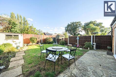 Poplar Crescent, Epsom - KT19 9ER