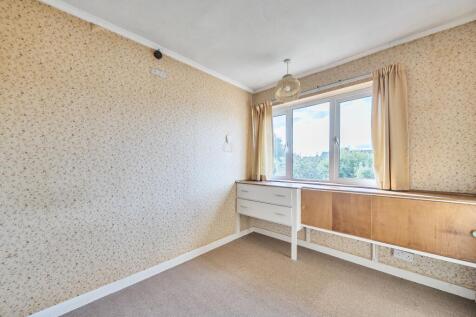 Ruxley Lane, Epsom - KT19 9EZ