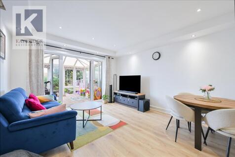 Charminster Road, Worcester Park - KT4 8PS