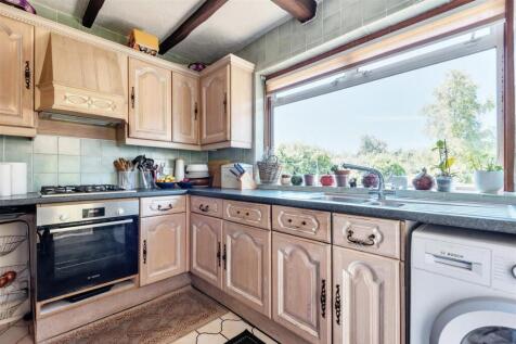 Palmer Avenue, Cheam - SM3 8EF