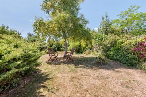 Palmer Avenue, Cheam - SM3 8EF
