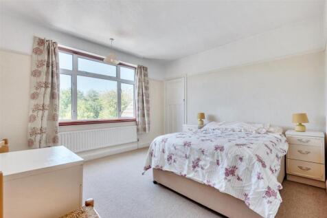 Palmer Avenue, Cheam - SM3 8EF