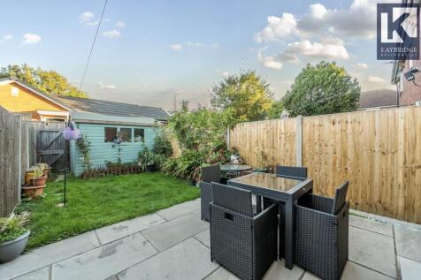 Hemmings Mead, Epsom