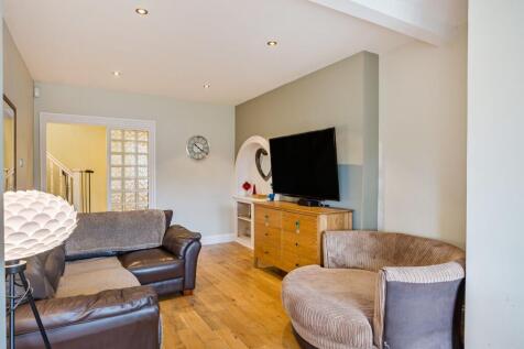 Stoneleigh Crescent, Epsom - KT19 0RP