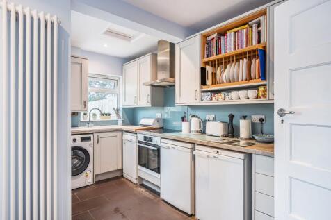 Worcester Park, KT4 8DF