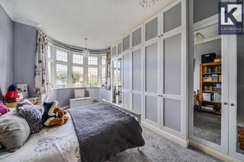 Tealing Drive, Epsom