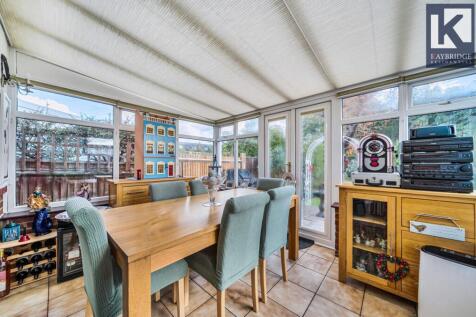 Tealing Drive, Epsom