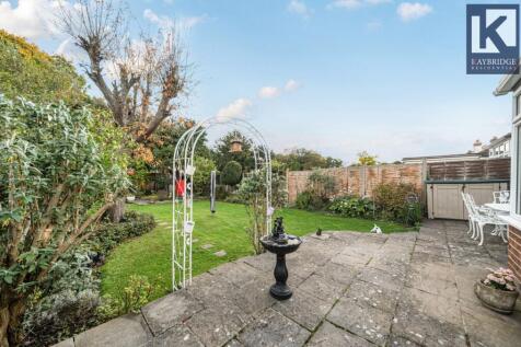 Tealing Drive, Epsom