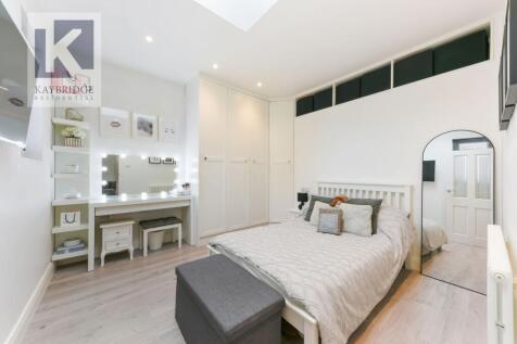 Furzedown Road, Sutton - SM2 5QE