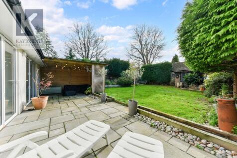 Furzedown Road, Sutton - SM2 5QE