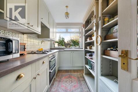 Lumley Gardens, Cheam - SM3 8NW