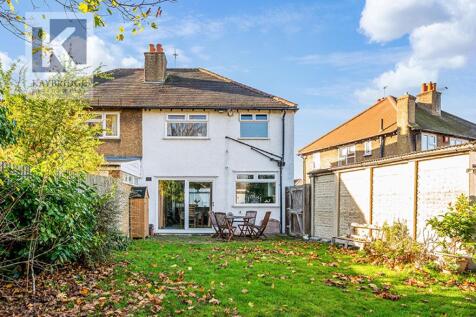 Lumley Gardens, Cheam - SM3 8NW