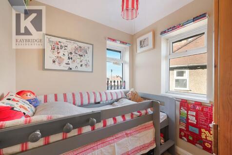 Lumley Gardens, Cheam - SM3 8NW