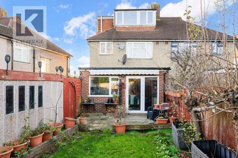 Parklawn Avenue, Epsom - KT18 7SJ