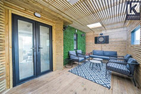 Commonside East, Mitcham