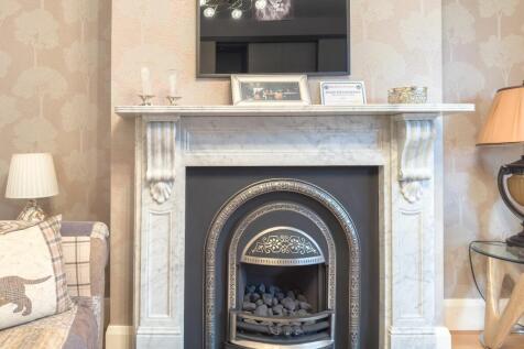 Marble fire surround