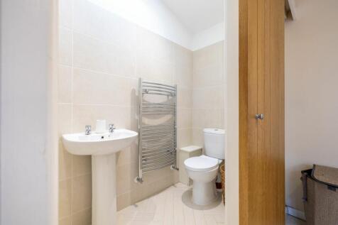 En-suite shower room