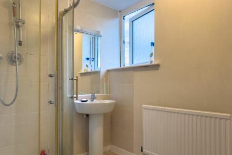 Ensuite shower room