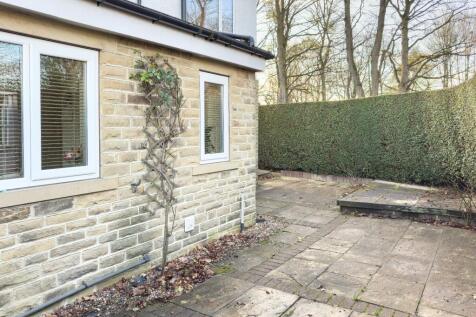Front patio area