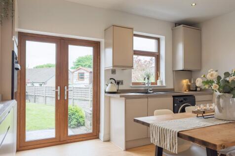Dining kitchen