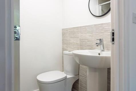 Ensuite shower room