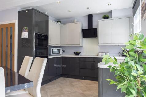 Dining kitchen