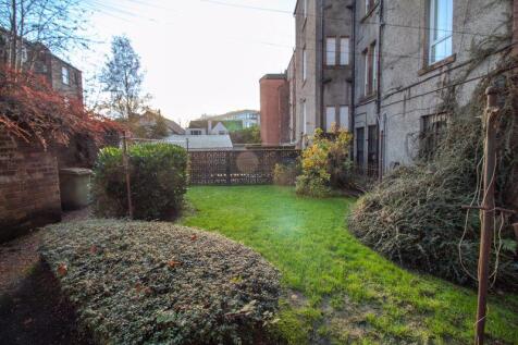 Communal Back Graden