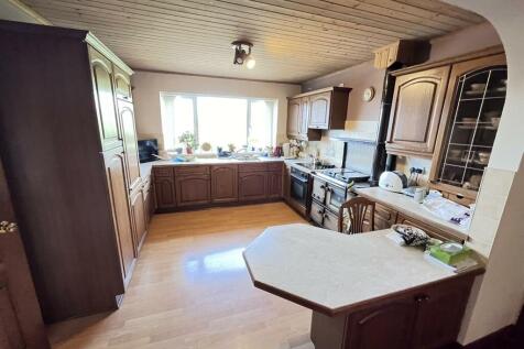 kitchen.JPEG